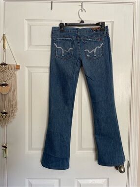 Vintage Blue 2 Made in USA Size 27 Women’s Bootcut Jeans w Back Pocket Detailing